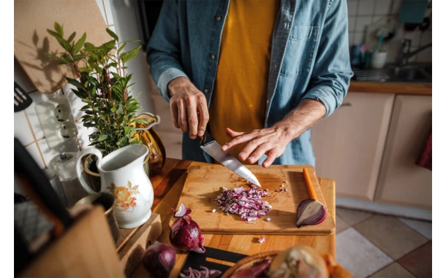 Cuchillo De Cocina Functional Form De Fiskars Mediano 29 Cm 2 Cuchillo De Cocina Functional Form De Fiskars Mediano 29 Cm - Imagen 2